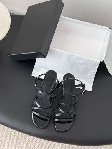 Spenneooy AutumnWinter New style Sandals Series Pointed head Square buckle Woman black Trend Comfort High-heeled sandals