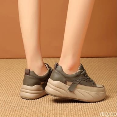 Large Size Spring and Autumn Fashion New Thick Soled Height Increasing Women's Shoes Trend Versatile Casual Flat Women's Shoes