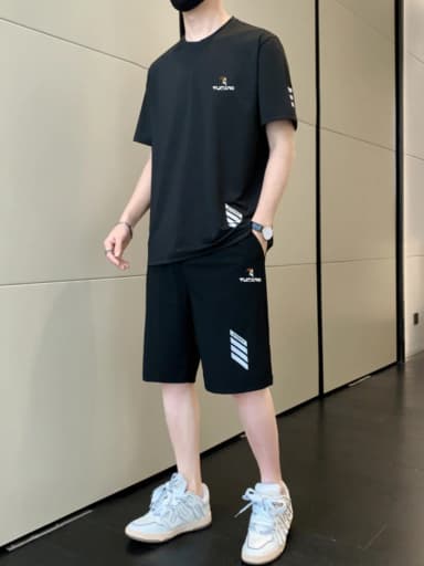 TUCANO Ice Silk Sports Suit Men Summer Trend ort Sve orts Qui Dry Running Fitn One Set Haome Matching